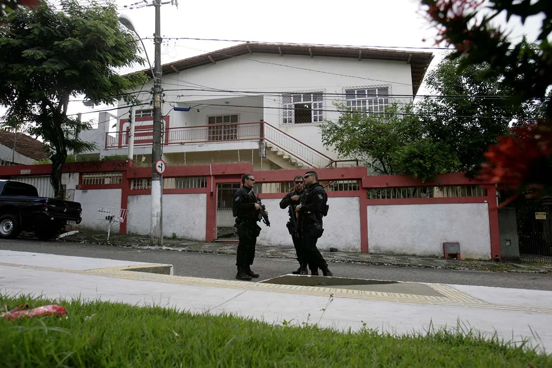 Imagem ilustrativa da imagem PF apreende documentos na sede do PT em Salvador