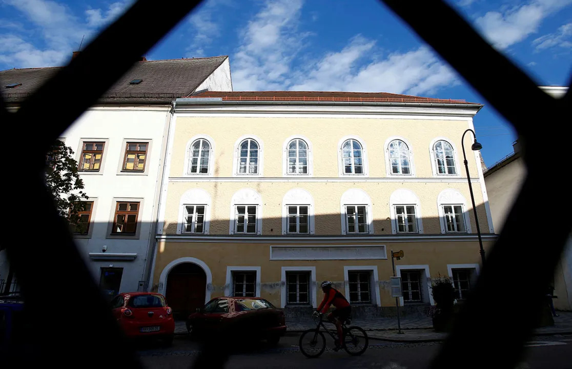 No lugar, será construído um edifício, sem associação com o ditador nazista