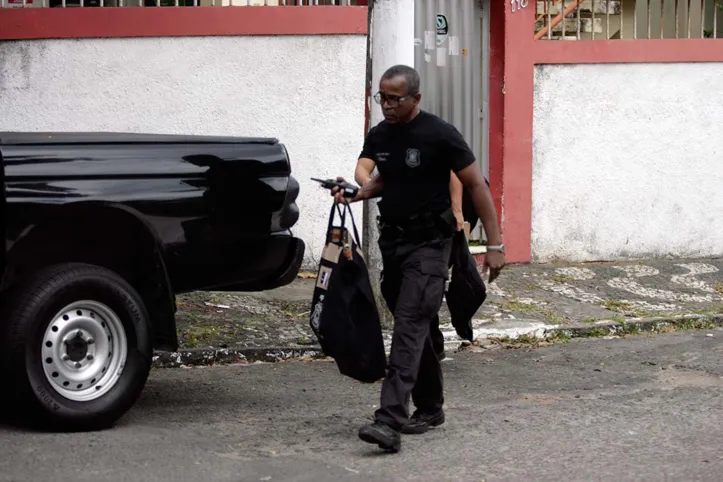 Imagem ilustrativa da imagem PF apreende documentos na sede do PT em Salvador