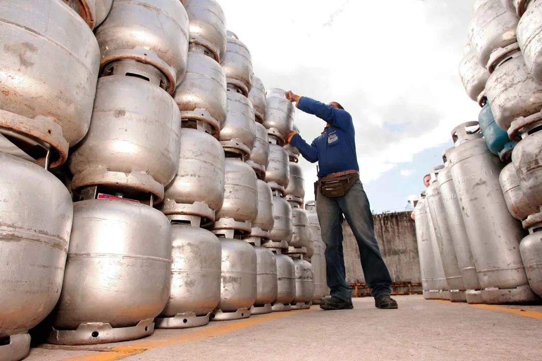 Gás de cozinha fica 4% mais caro