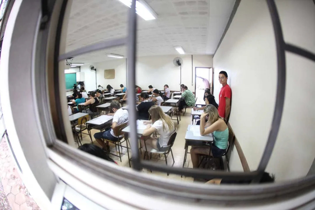 MEC pode adiar Enem para mais estudantes