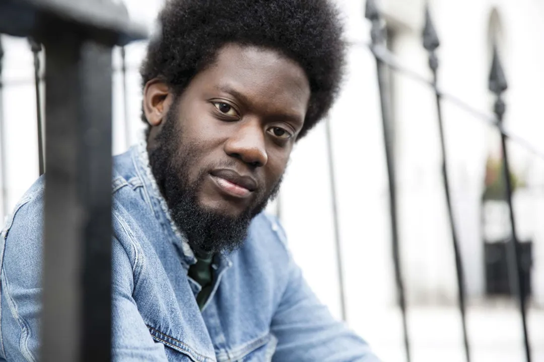 Música Revelação do soul, o inglês Michael Kiwanuka tem seu 2º álbum, Love & Hate, lançado no Brasil