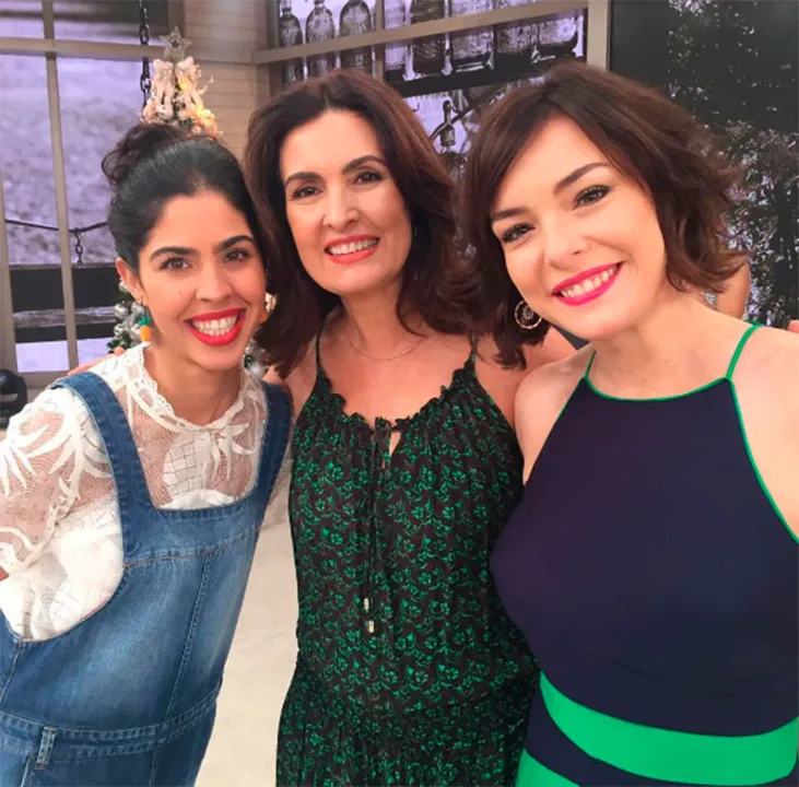 Bela ao lado de Fátima e a atriz Regiane Alves