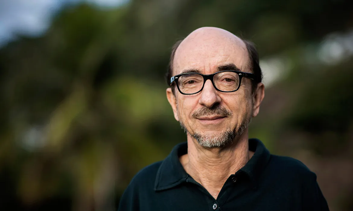 Joaquim Ferreira dos Santos, jornalista e escritor, autor de livro sobre Zózimo