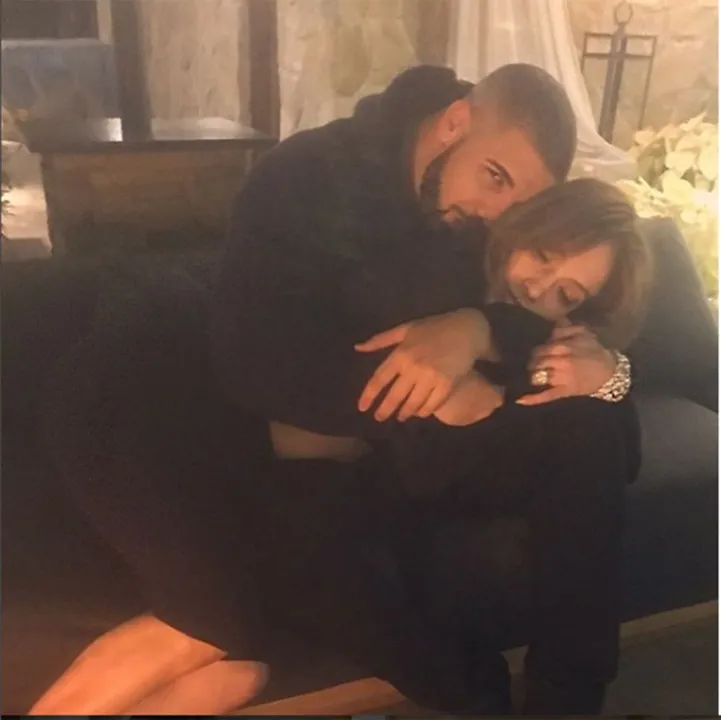 Após publicação, Rihanna, Jennifer e Drake virou um dos assuntos mais comentados na Internet