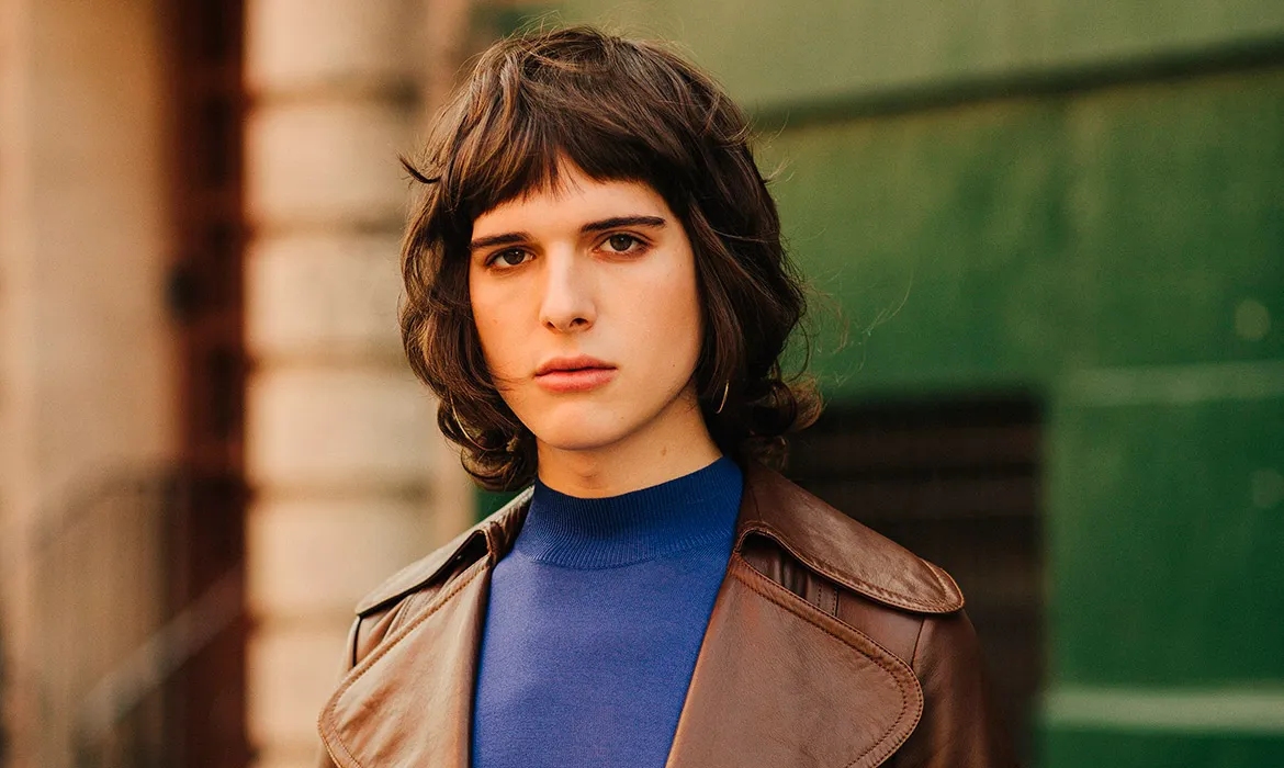Hari ficou conhecida pela personagem Gittel na série 'Transparent'