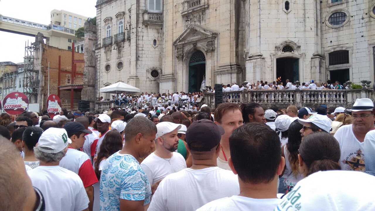 Imagem do Bonfim participa pela 1ª vez do cortejo até a Colina Sagrada