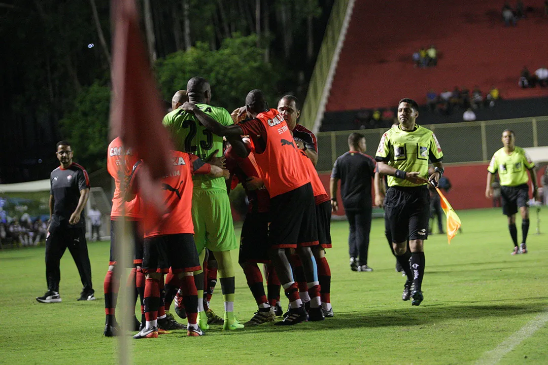 Time do Vitória aparece bonito na tabela das competições que disputa