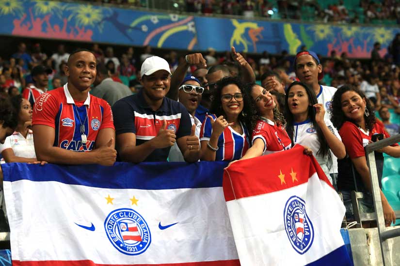 Bahia bate o Galícia em dia de vexame de Hernane