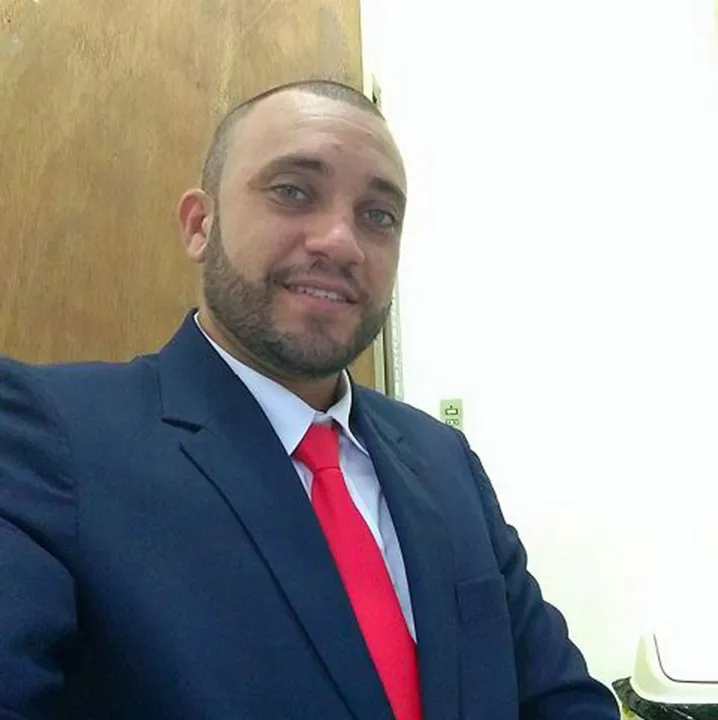 O suspeito afirma ser ex-integrante da torcida organizada