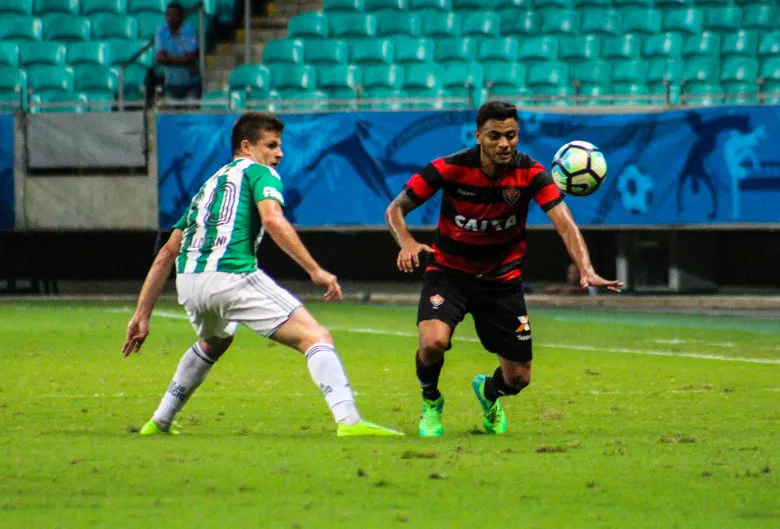 Cleiton Xavier não fez boa partida na Fonte Nova