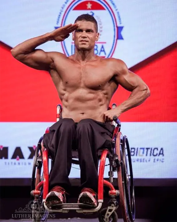Soldado ficou paraplégico após sofrer acidente de trânsito