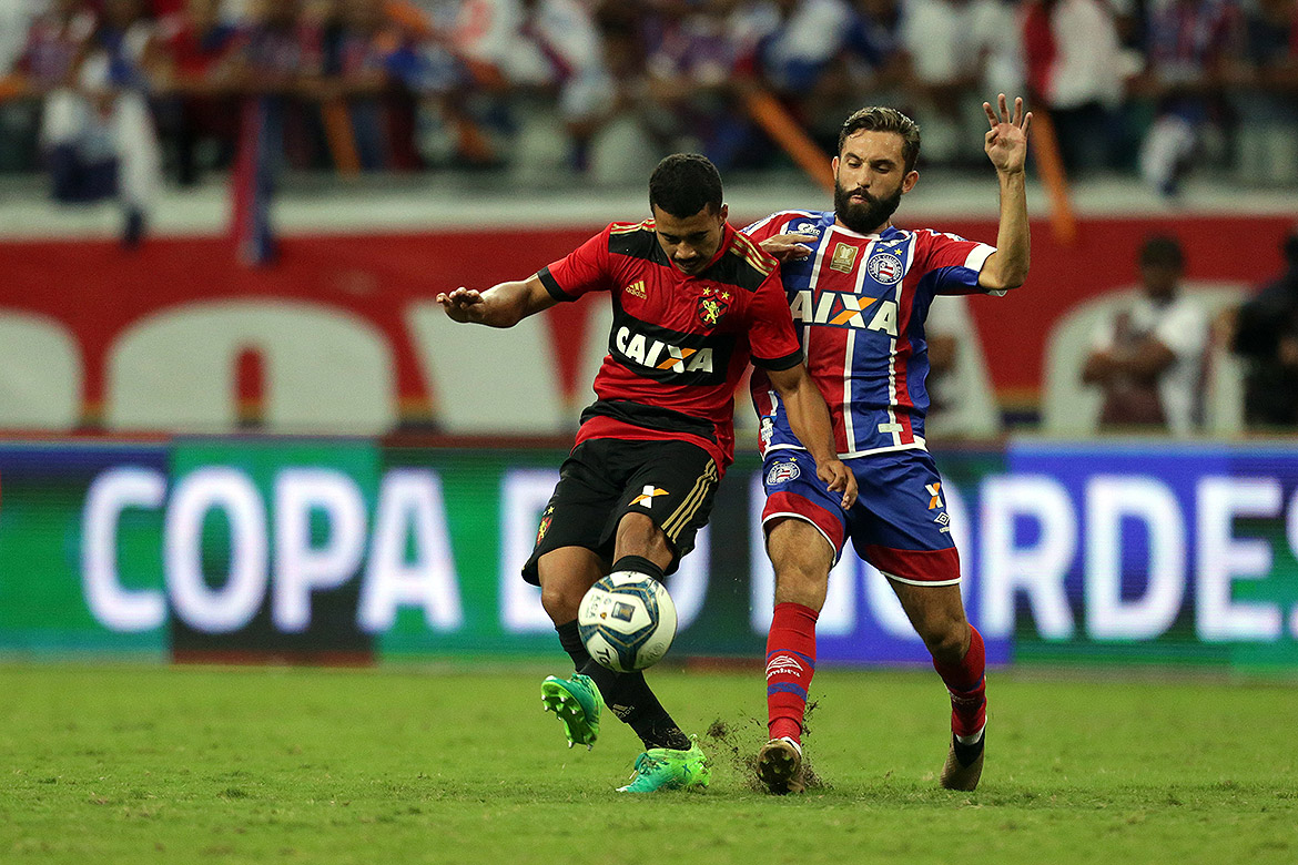 Com Fonte Nova lotada, Bahia vence Sport e é campeão da Copa do Nordeste