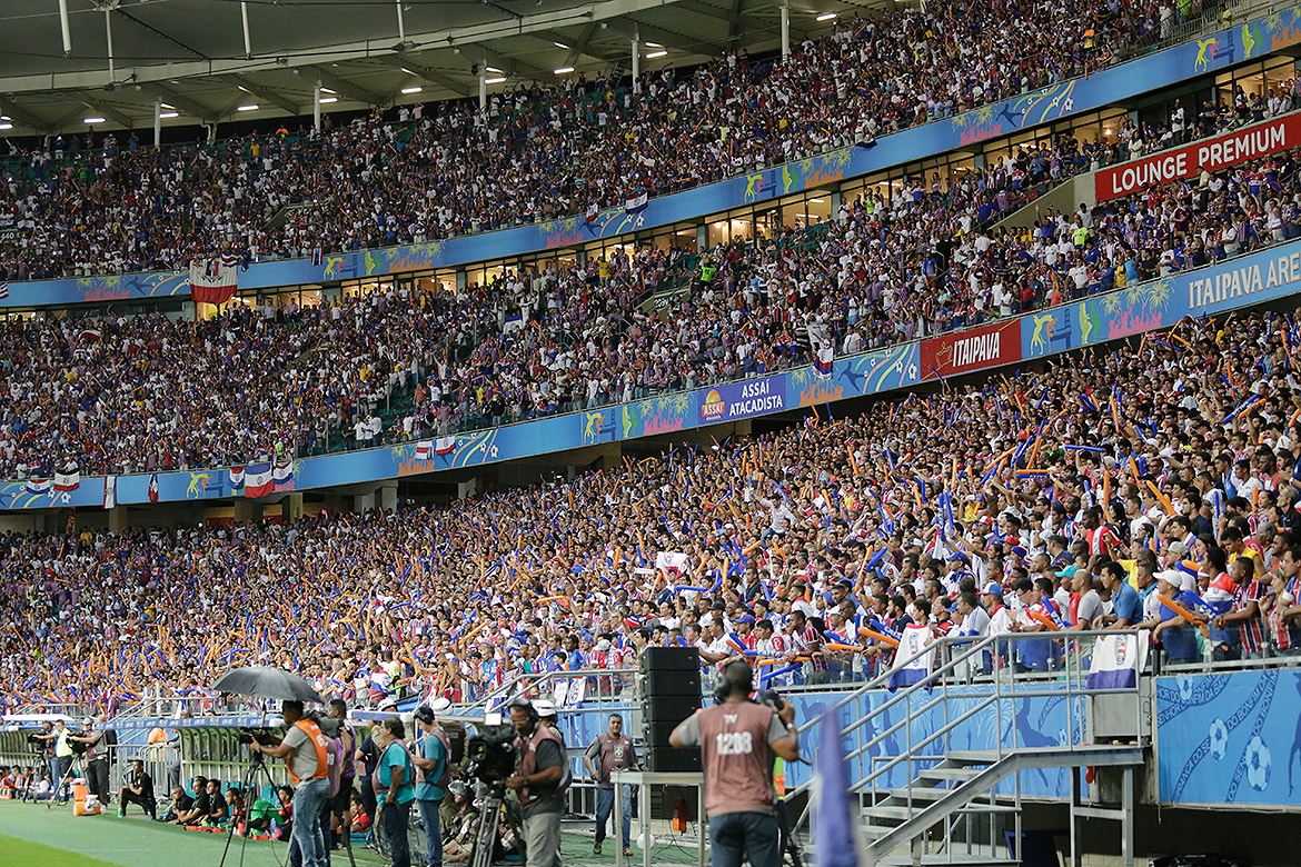 Com Fonte Nova lotada, Bahia vence Sport e é campeão da Copa do Nordeste