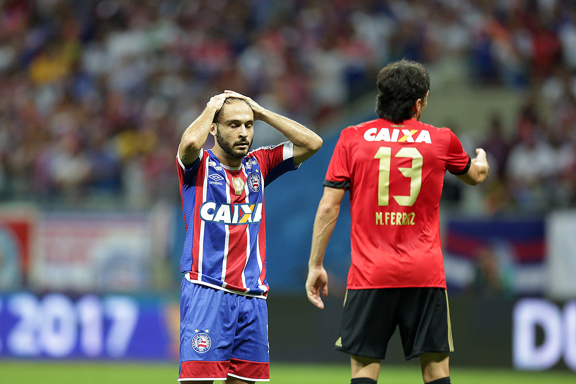 Com Fonte Nova lotada, Bahia vence Sport e é campeão da Copa do Nordeste