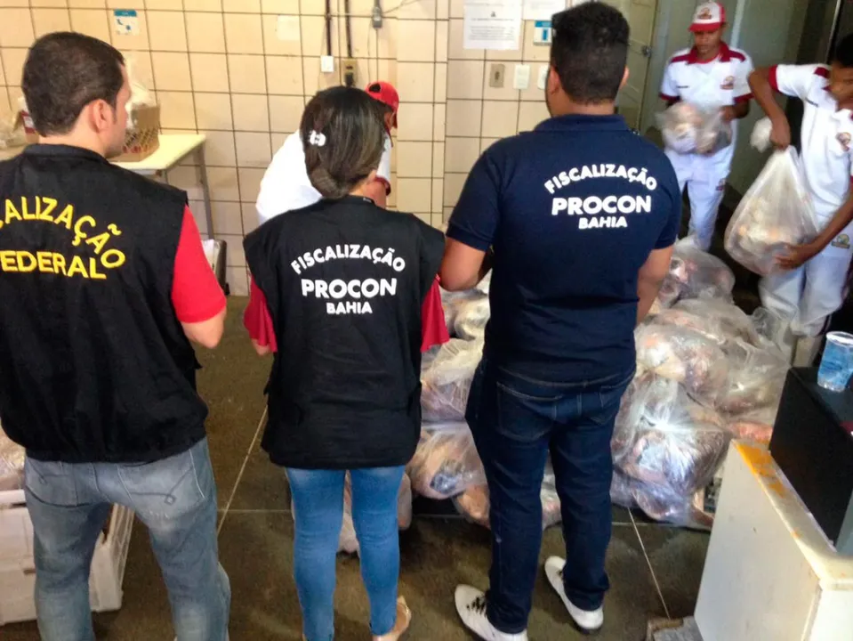 Mais de uma tonelada da carne foi apreendida