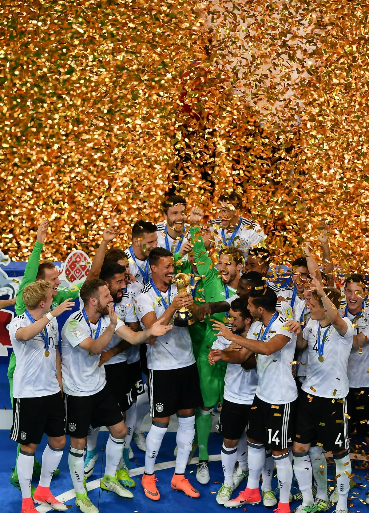 Com casa cheia, Alemanha bate o Chile e conquista mais um título