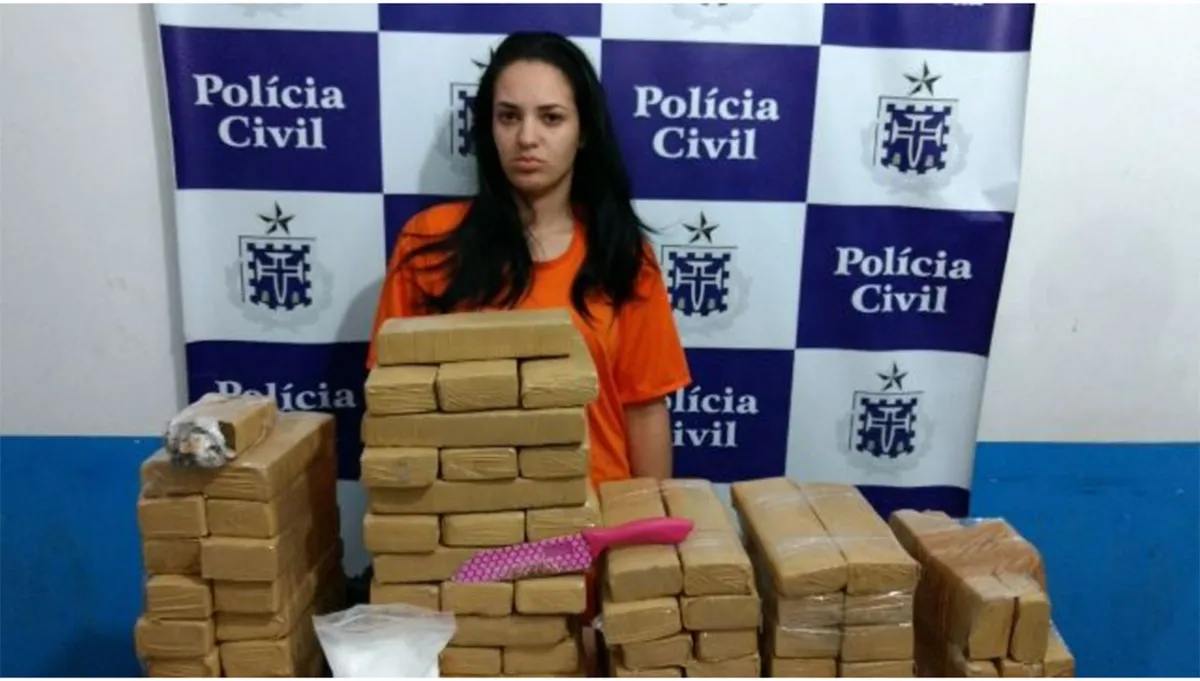 Vanessa Stefani Vieira Falcão foi presa na noite desta quarta-feira