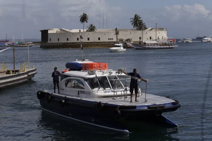 Impunidade e falta de indenizações marcam 1 ano do naufrágio da Cavalo Marinho I