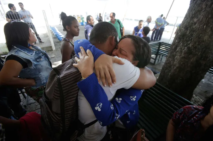 Décima nona vítima de naufrágio é enterrada em Salvador