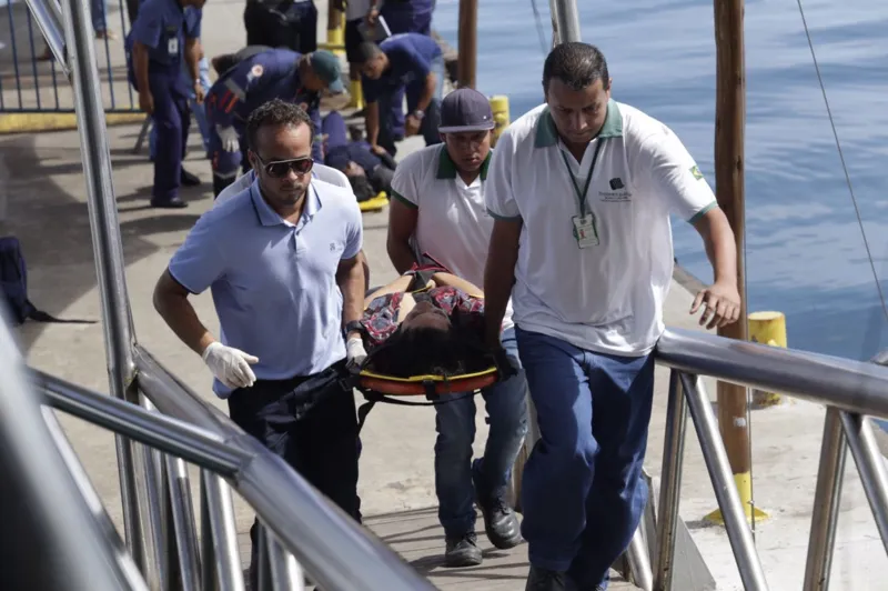 Décima nona vítima de naufrágio é enterrada em Salvador