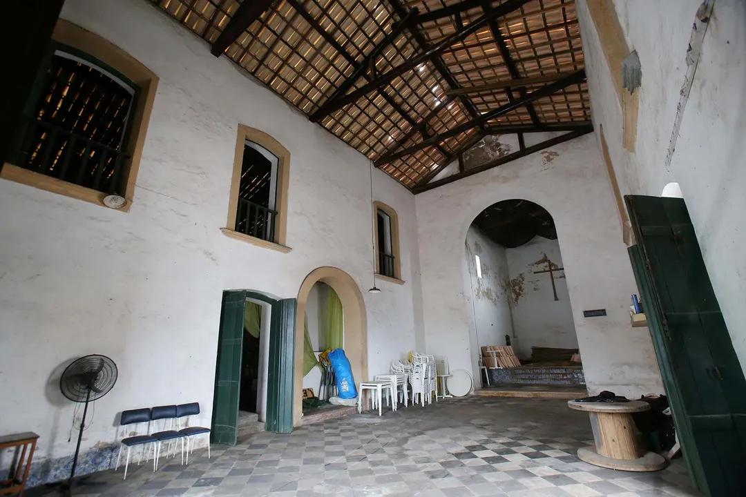 Igreja de Sant’Ana, no Rio Vermelho, vista de dentro