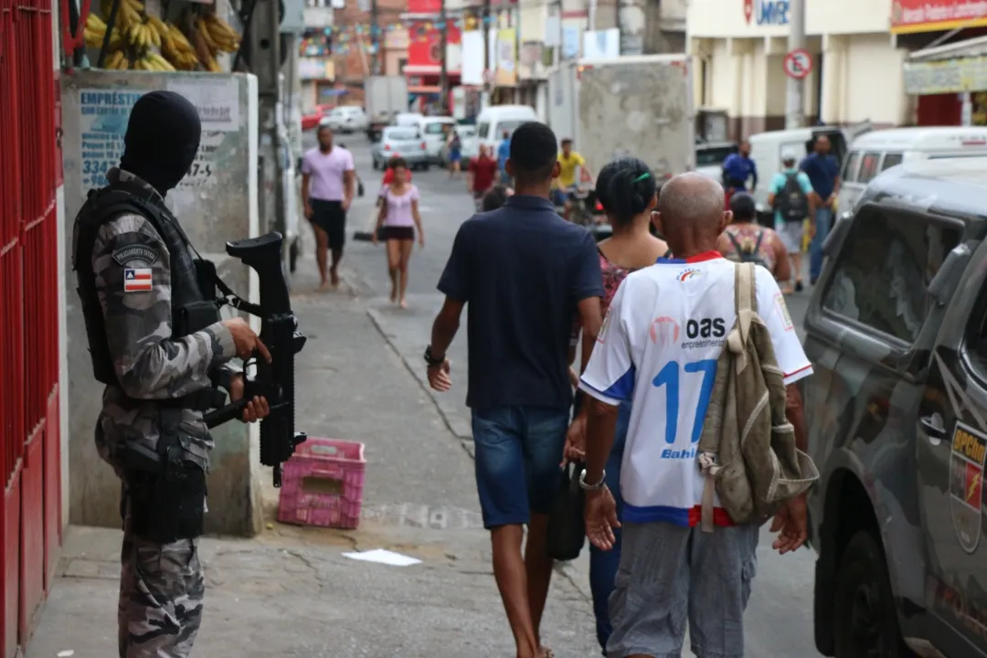 Policiamento foi reforçado nos bairros desta quarta, 25, quando os ônibus foram incendiados
