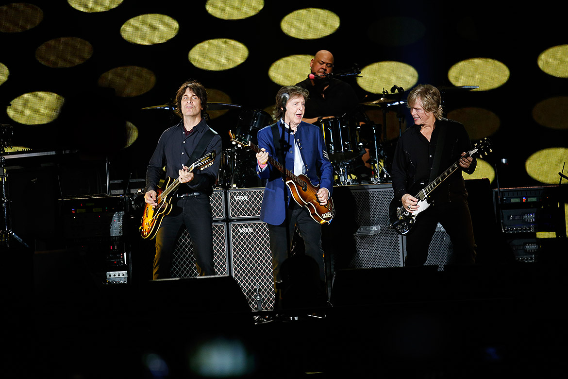 'Finalmente, eu vim para a Bahia', declara Paul McCartney em show na Fonte Nova