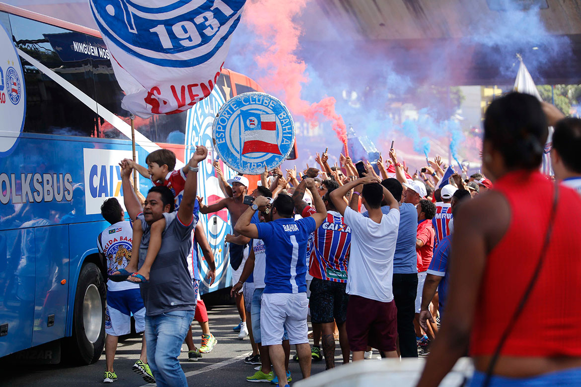 Bahia vence clássico e empurra Vitória para o Z-4