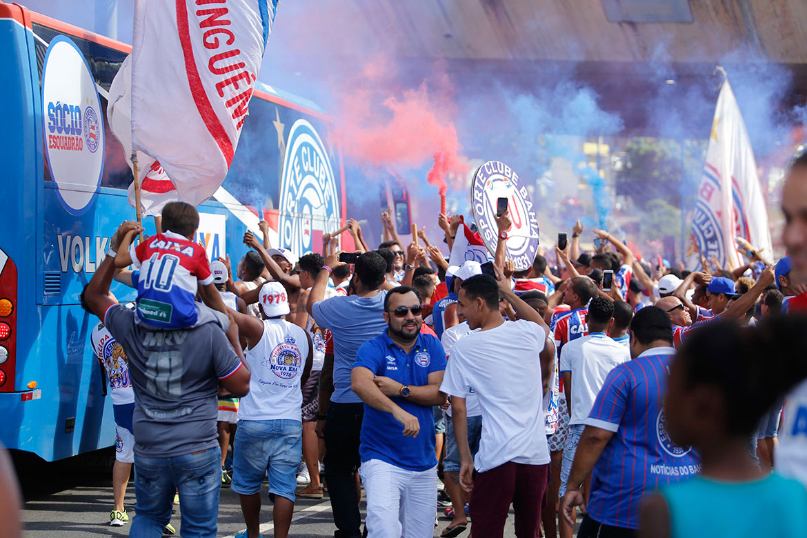 Bahia vence clássico e empurra Vitória para o Z-4