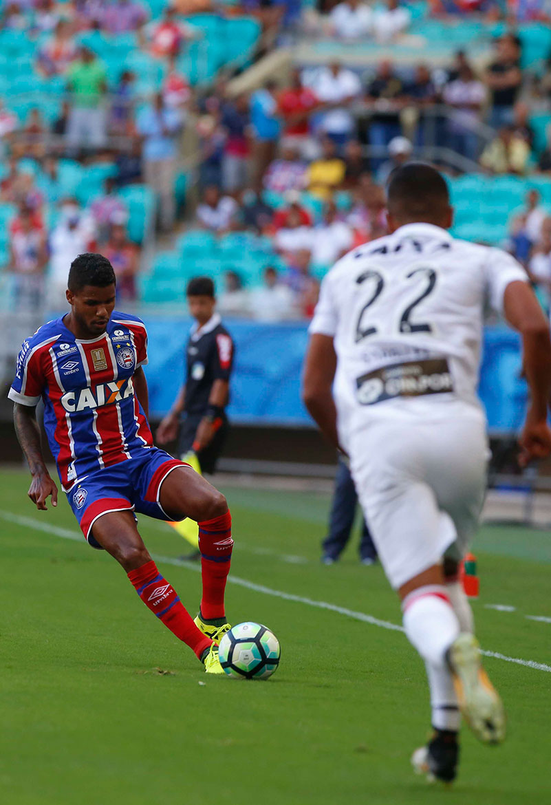 Bahia vence clássico e empurra Vitória para o Z-4