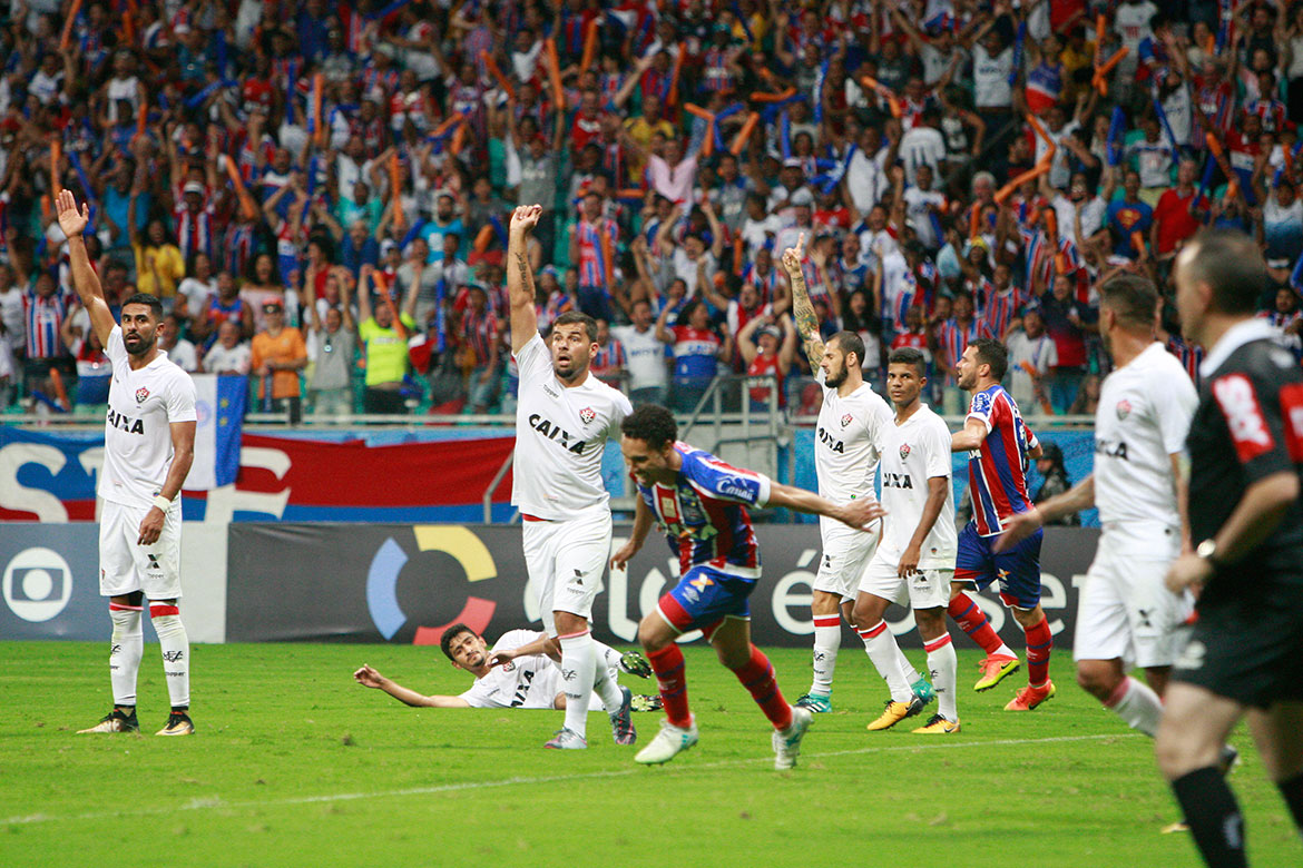 Bahia vence clássico e empurra Vitória para o Z-4