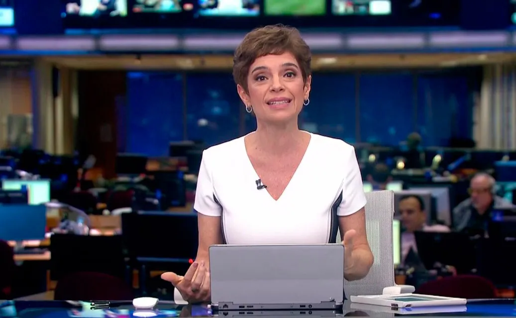 Renata Lo Prete comanda Jornal da Globo desde afastamento de Waack