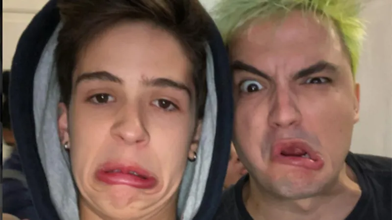 João Guilherme e Felipe Neto