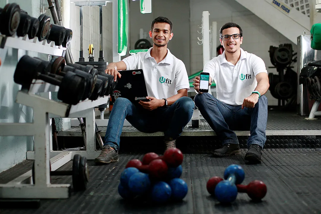 Joaldino e Leonardo estão desenvolvendo o projeto Ufit, aplicativo que permite ao usuário malhar em qualquer academia parceira