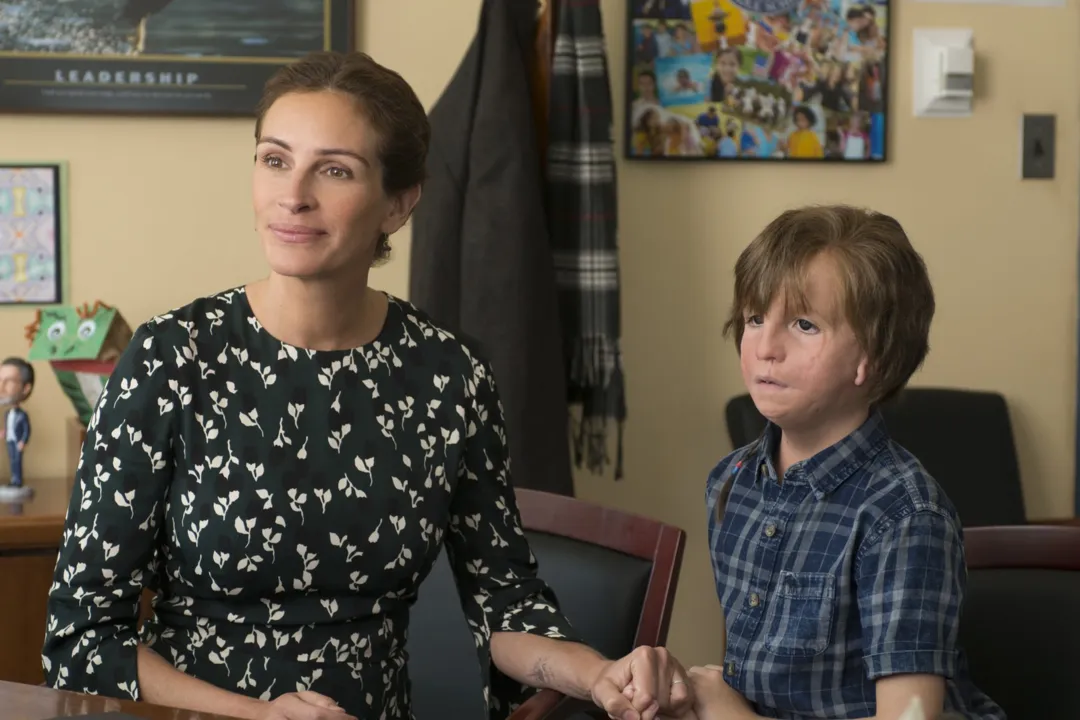 Julia Roberts e Trembley em cena de 'Extraordinário'