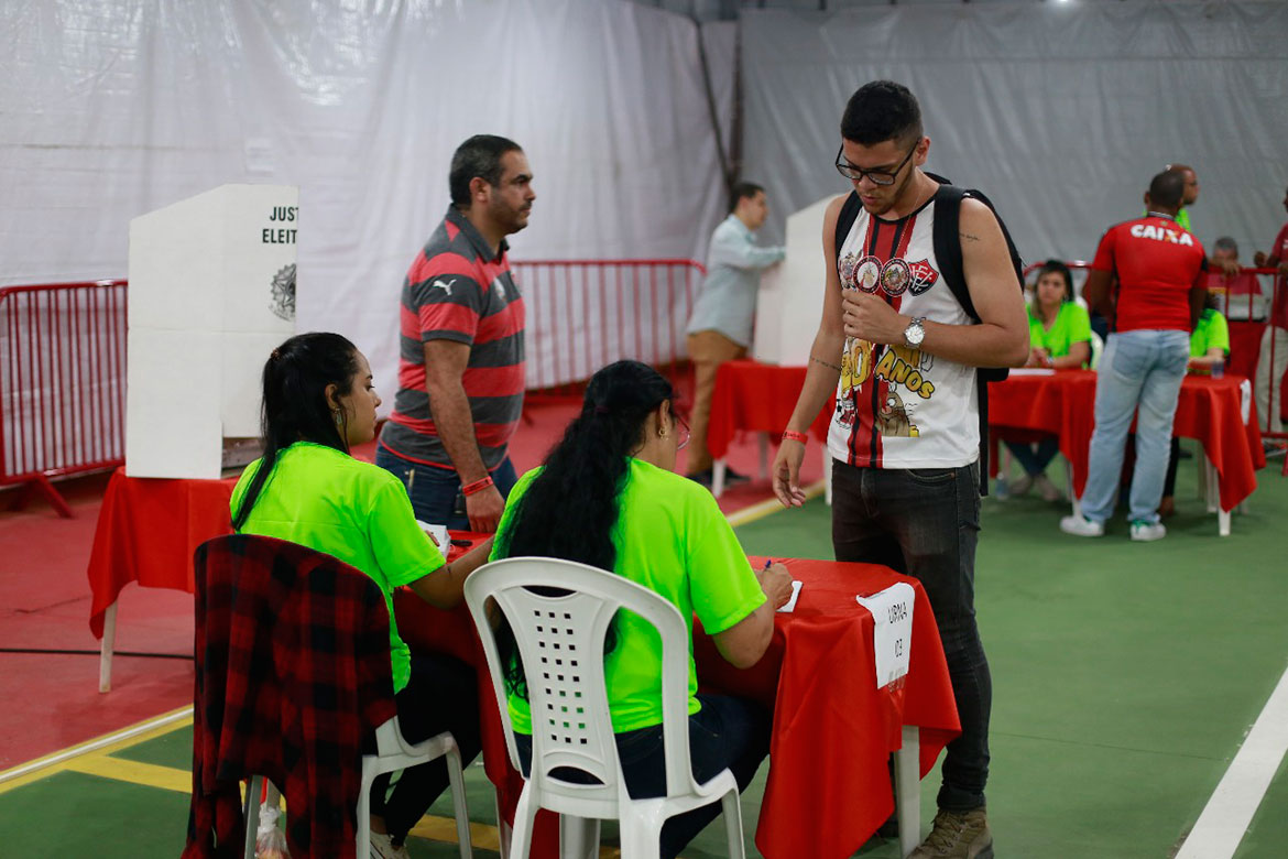 Ricardo David é eleito novo presidente do Vitória
