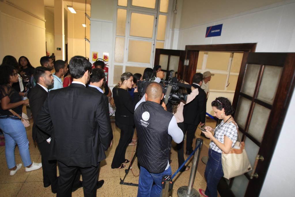 Médica Kátia Vargas é absolvida da acusação de homicídio triplamente qualificado