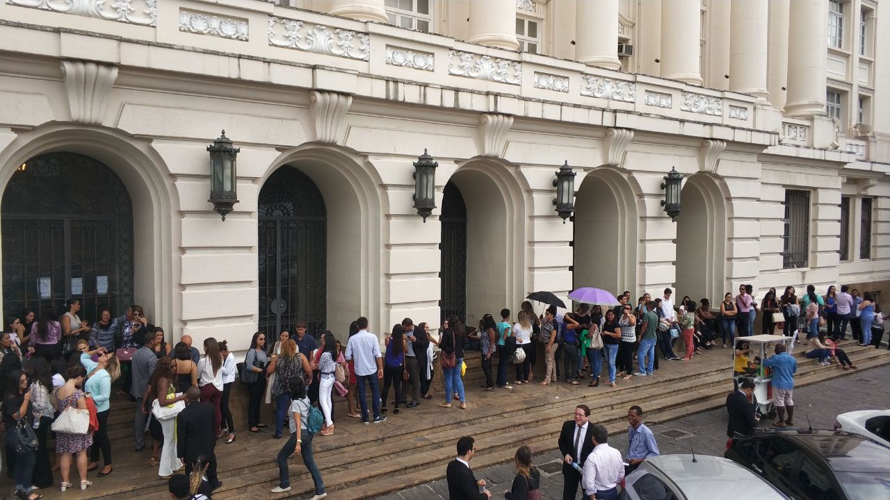 Médica Kátia Vargas é absolvida da acusação de homicídio triplamente qualificado