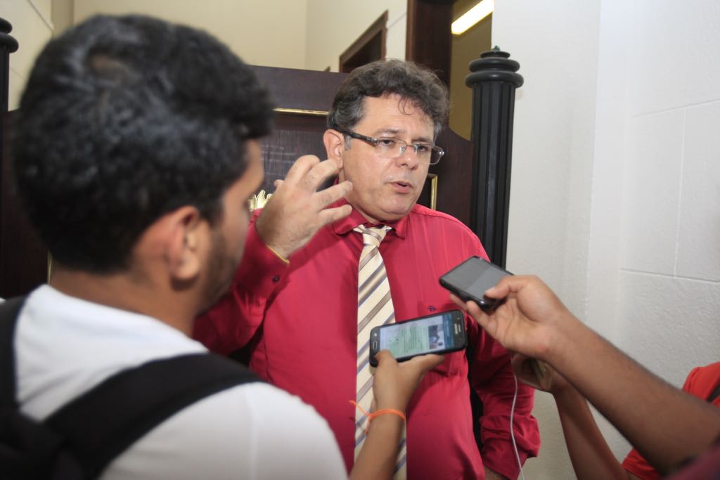 Médica Kátia Vargas é absolvida da acusação de homicídio triplamente qualificado