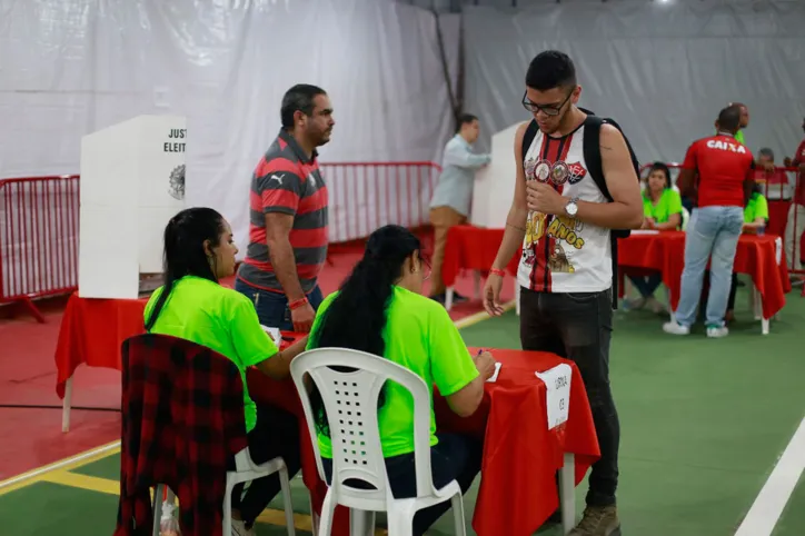 Ricardo David é eleito novo presidente do Vitória