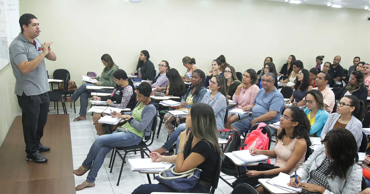 Especialistas orientam que candidatos foquem no estudo