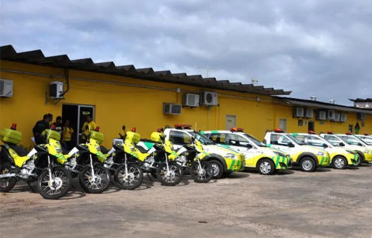 Agente está no trabalho quando foi baleado acidentalmente por arma de colega