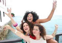 Cantoras baianas apresentam projeto "Três na Folia" no Pelourinho
