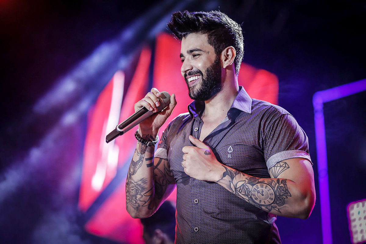 Gusttavo Lima anuncia que será pai