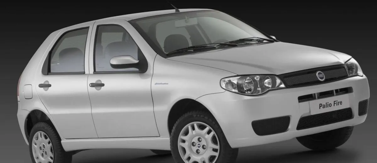 Em 2001 o carro foi reestilizado, e depois novamente, em 2003 e 2007.