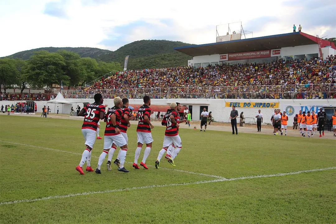 Leão não teve dificuldade para se impor no estádio Waldomiro Borges
