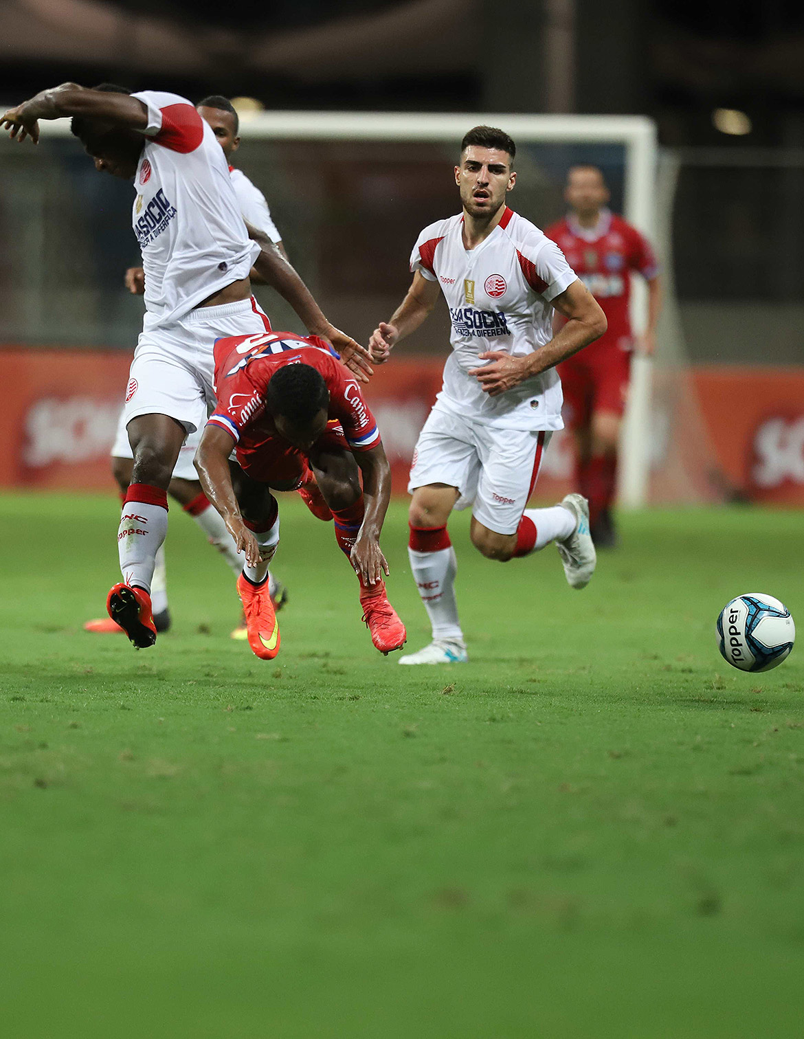Com direito a dancinha, Bahia vence o Náutico pela Copa do Nordeste