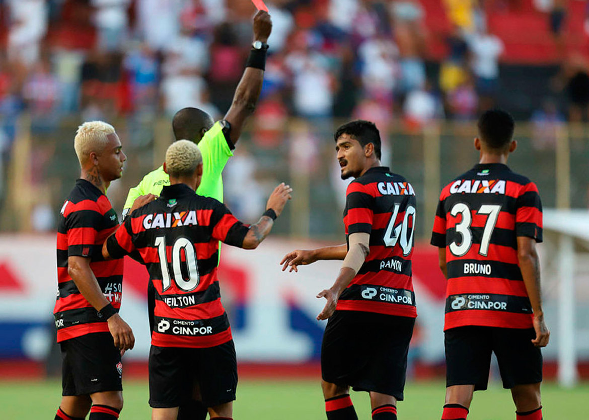 Vitória posta provocação ao Bahia e pede desculpas: Prezamos pela