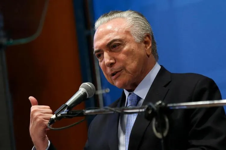 Temer vem elogiando cada vez mais as ações de Meirelles